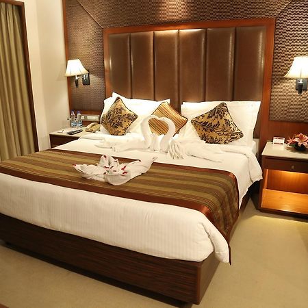 Hotel The Acura, Bmk à Gurgaon Extérieur photo