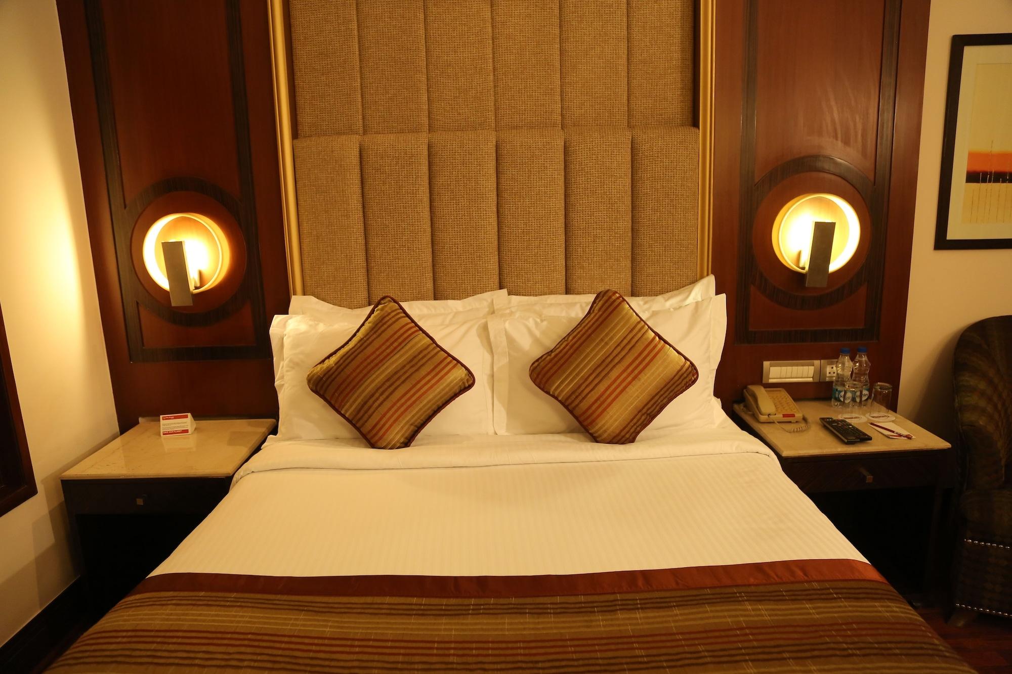 Hotel The Acura, Bmk à Gurgaon Extérieur photo