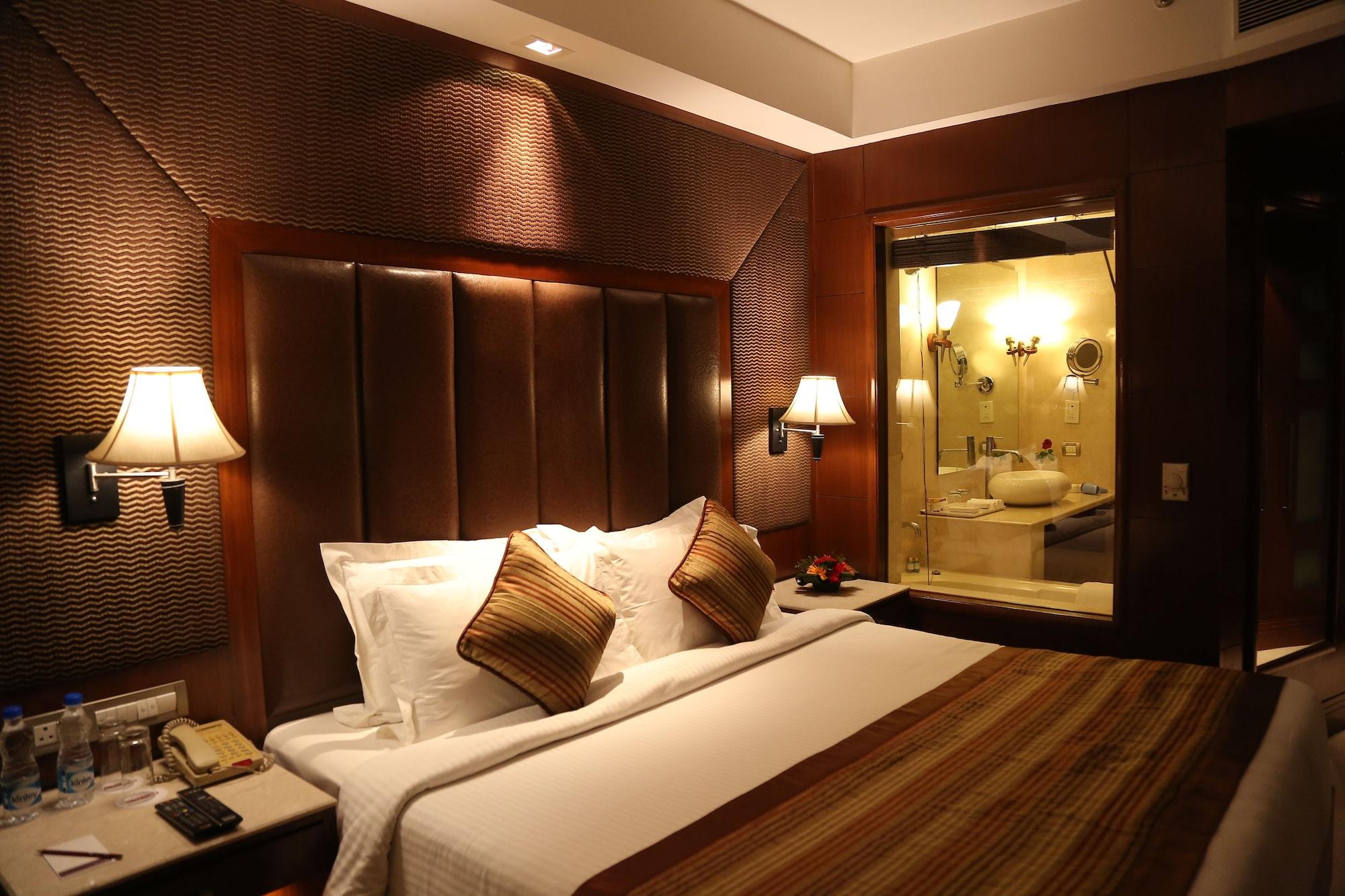 Hotel The Acura, Bmk à Gurgaon Extérieur photo