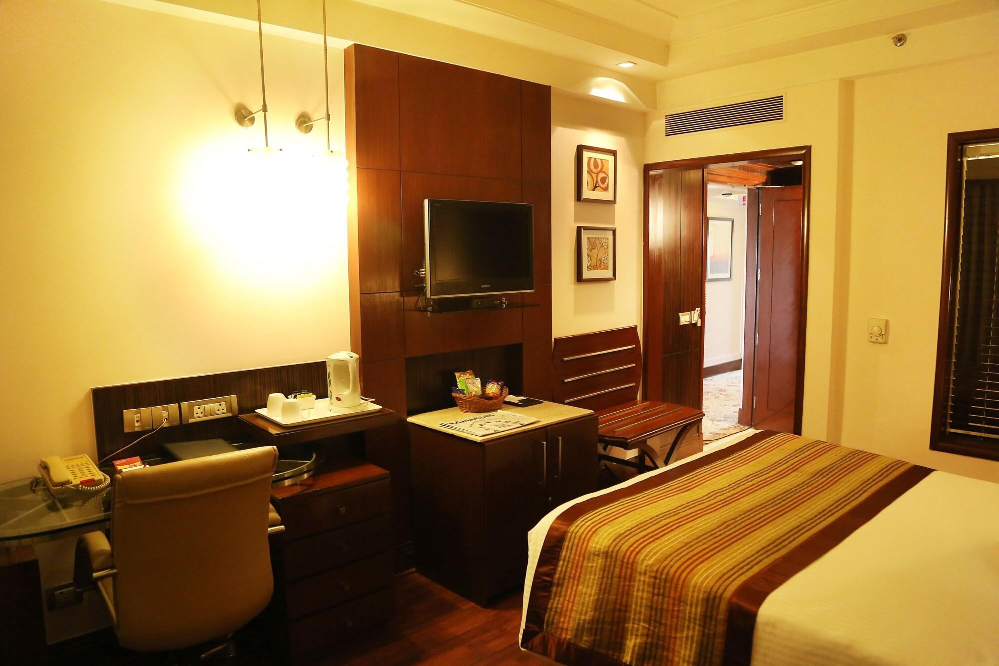Hotel The Acura, Bmk à Gurgaon Extérieur photo