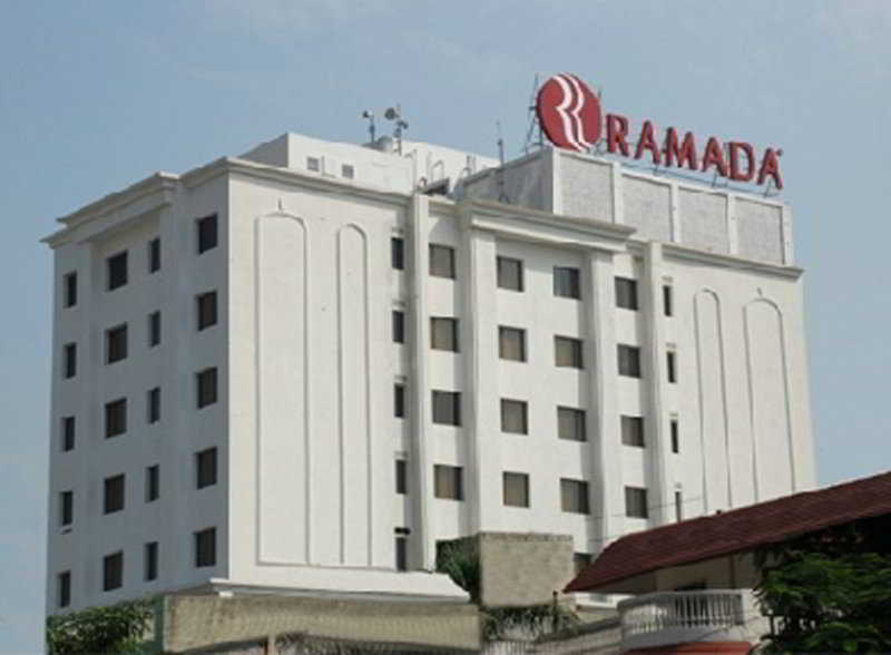 Hotel The Acura, Bmk à Gurgaon Extérieur photo