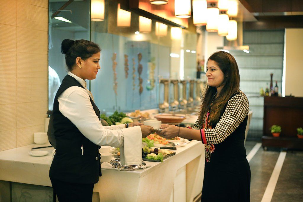 Hotel The Acura, Bmk à Gurgaon Extérieur photo