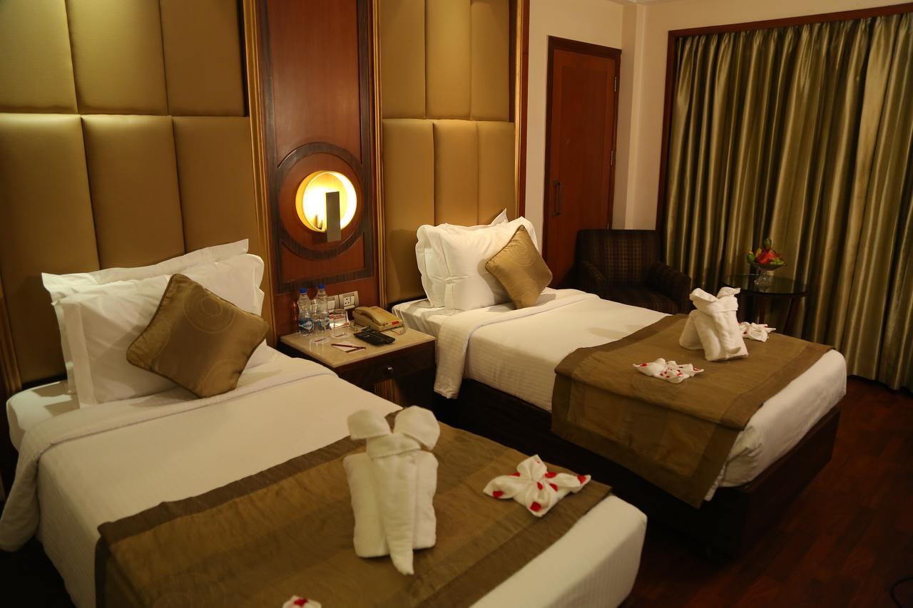 Hotel The Acura, Bmk à Gurgaon Extérieur photo