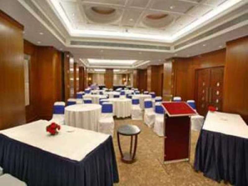 Hotel The Acura, Bmk à Gurgaon Extérieur photo
