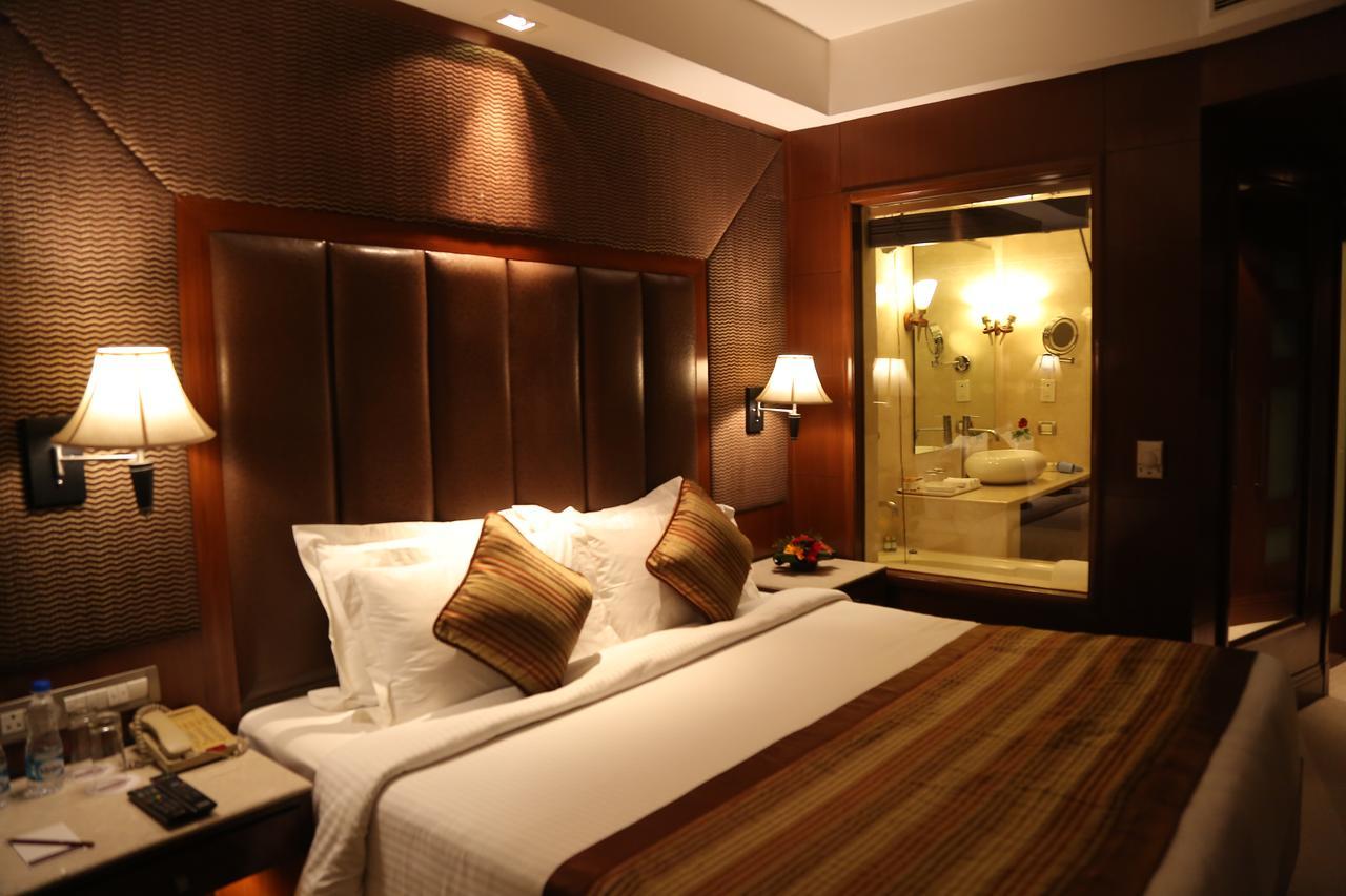 Hotel The Acura, Bmk à Gurgaon Extérieur photo